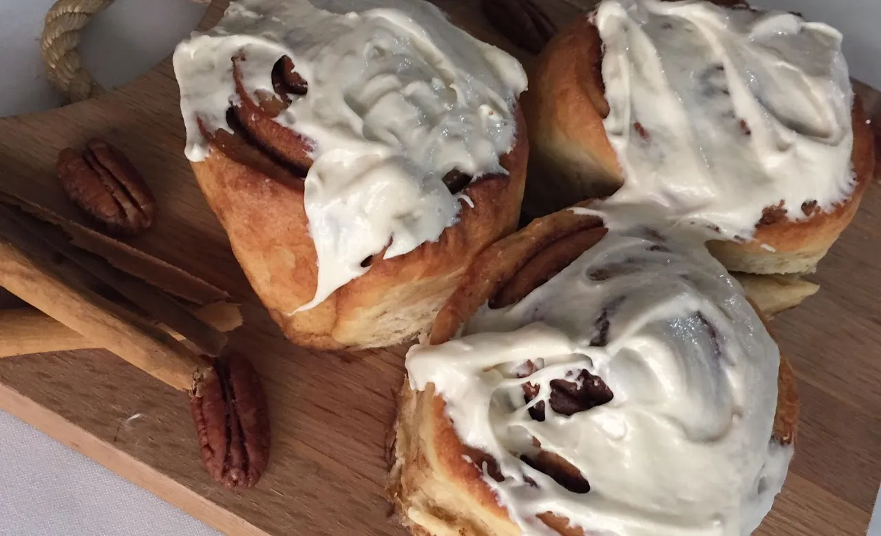 Rol Canela y nuez pecana